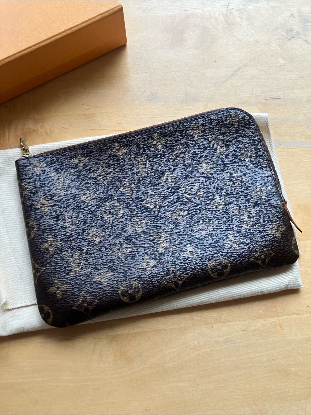 Louis Vuitton Etui Voyage PM Monogram excellent pre owned discontinued style